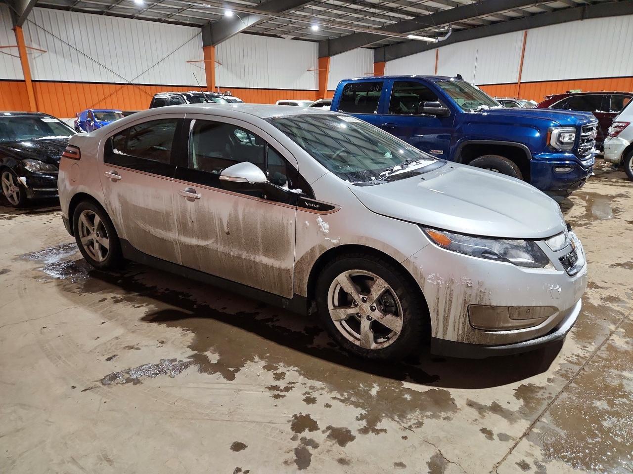 2013 Chevrolet Volt 5Dr - Фото 4