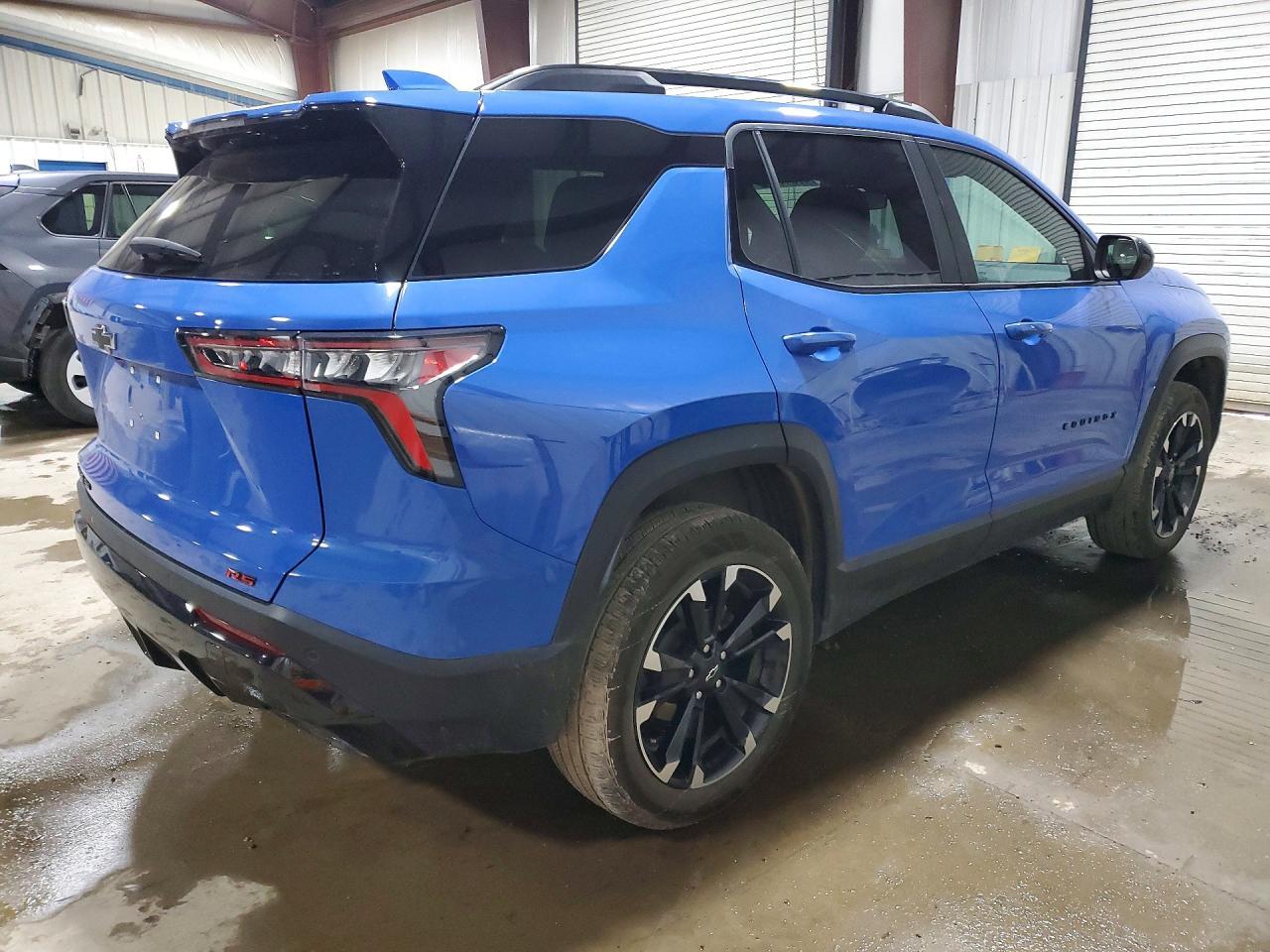 2025 Chevrolet Equinox Rs - Image 3