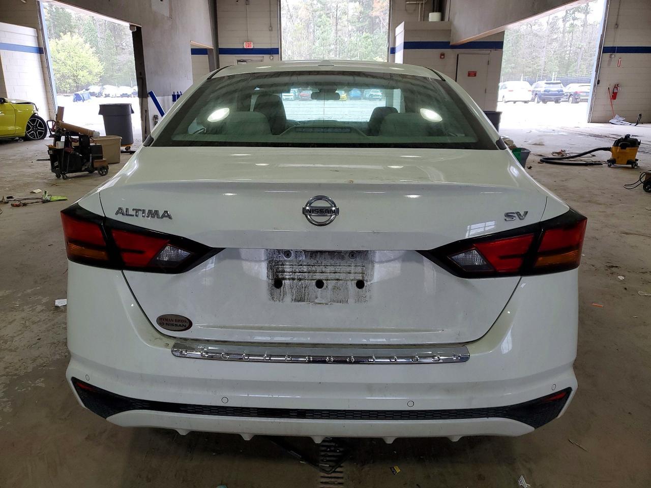 2021 Nissan Altima 2.5 Sv - Image 6