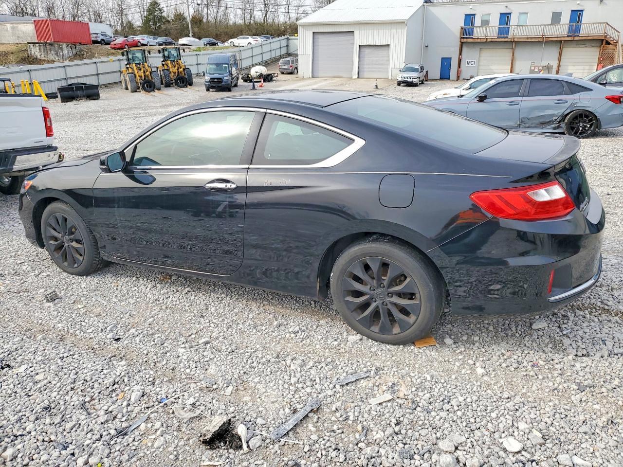 2015 Honda Accord Ex - Image 2