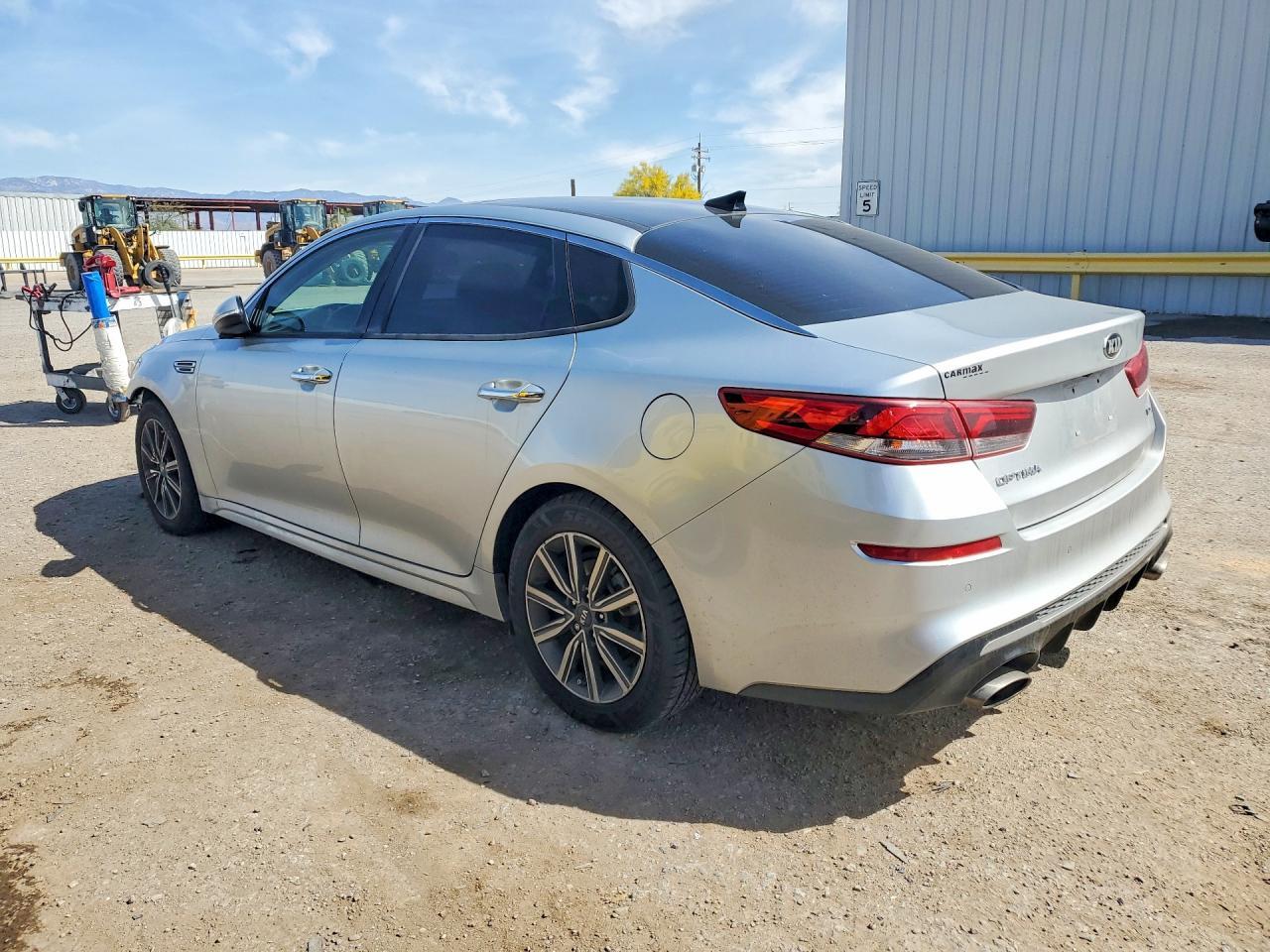 2019 Kia Optima Ex - Фото 2