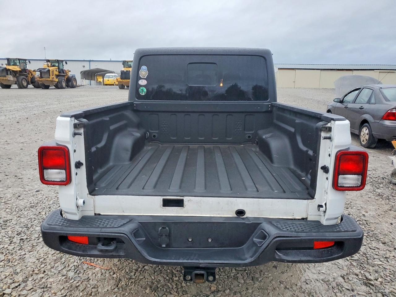 2022 Jeep Gladiator Sport - Фото 6