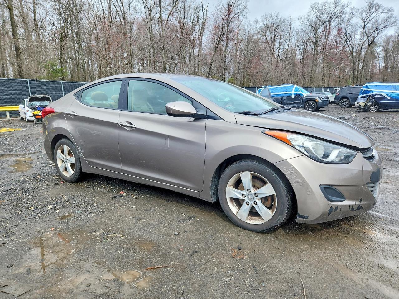 2013 Hyundai Elantra Gls - Фото 4