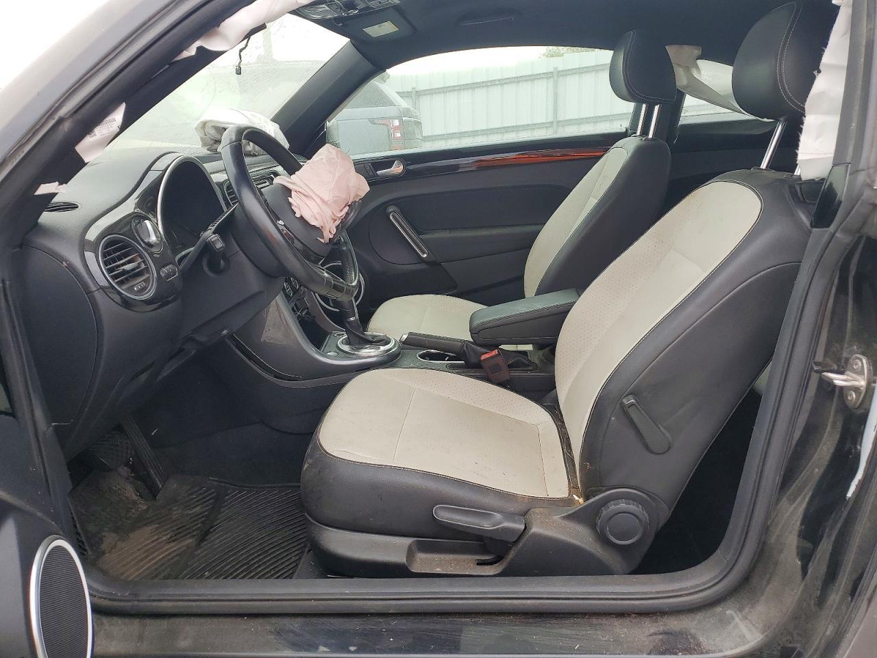2018 Volkswagen Beetle Se - Image 7