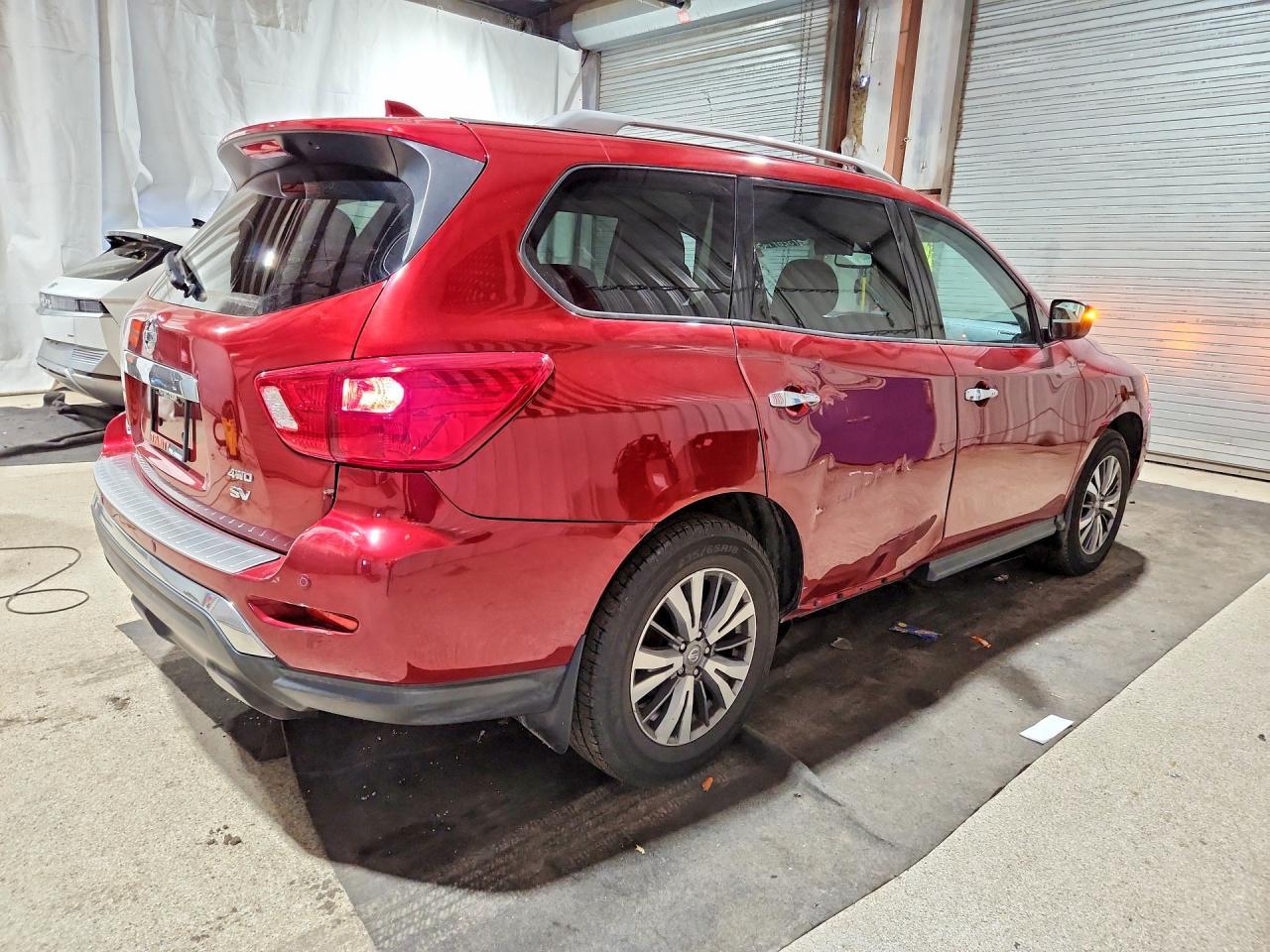 2020 Nissan Pathfinder Sv - Фото 3