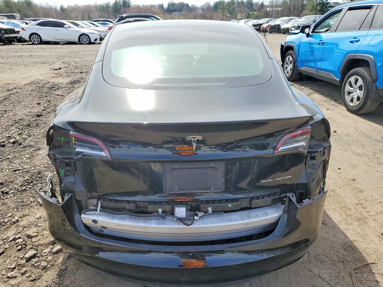 2021 Tesla Model 3 - Фото 6