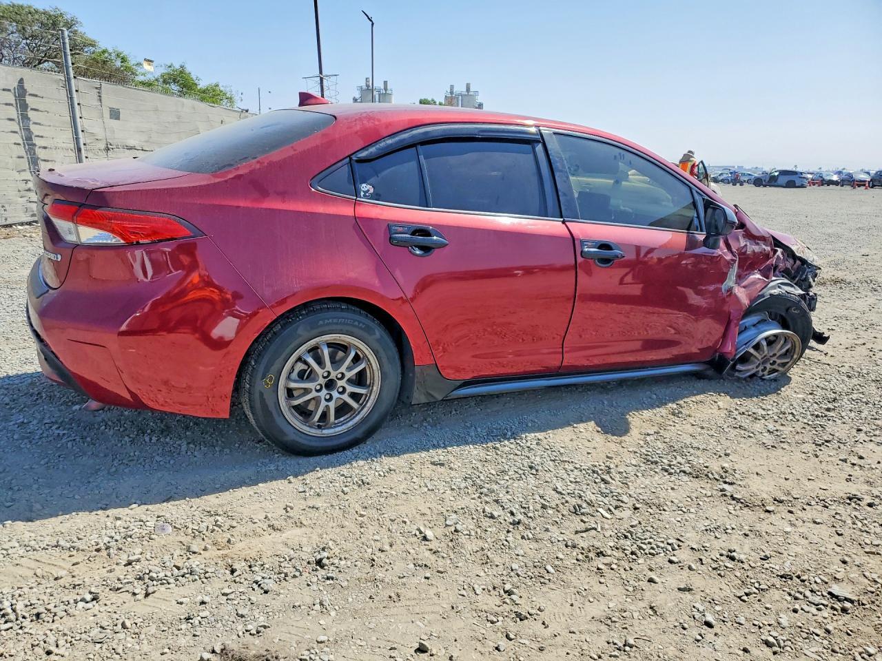 2022 Toyota Corolla Hybrid Le - Фото 3