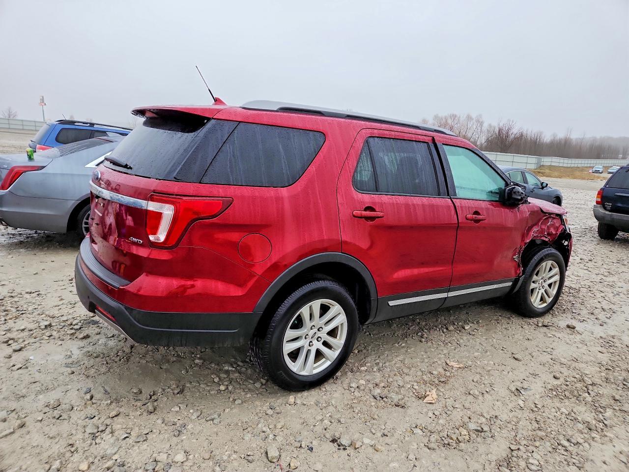 2019 Ford Explorer Xlt - Image 3