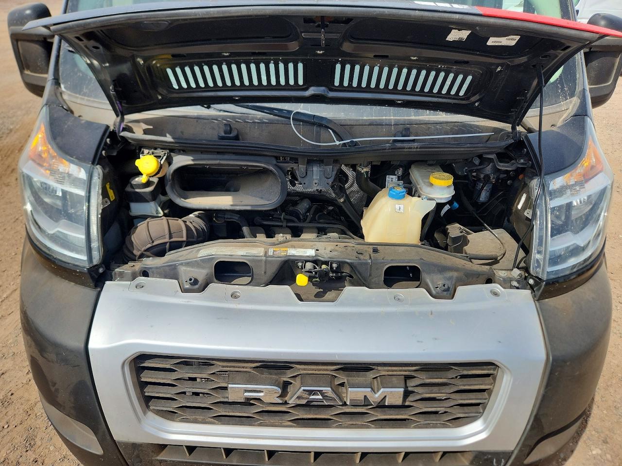 2021 Ram Promaster 2500 Utility / Service Van - Фото 7