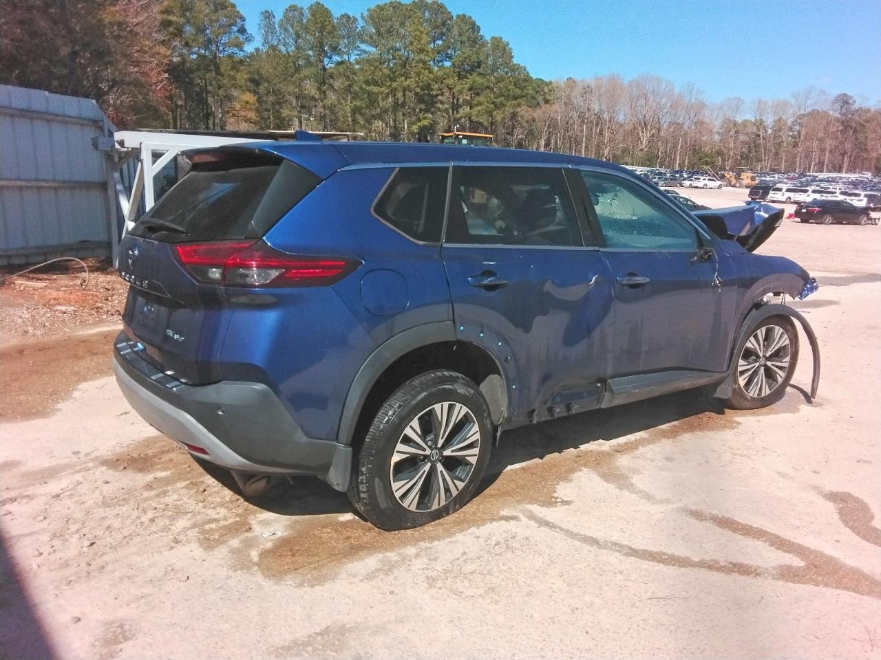 2021 Nissan Rogue Sv - Фото 3