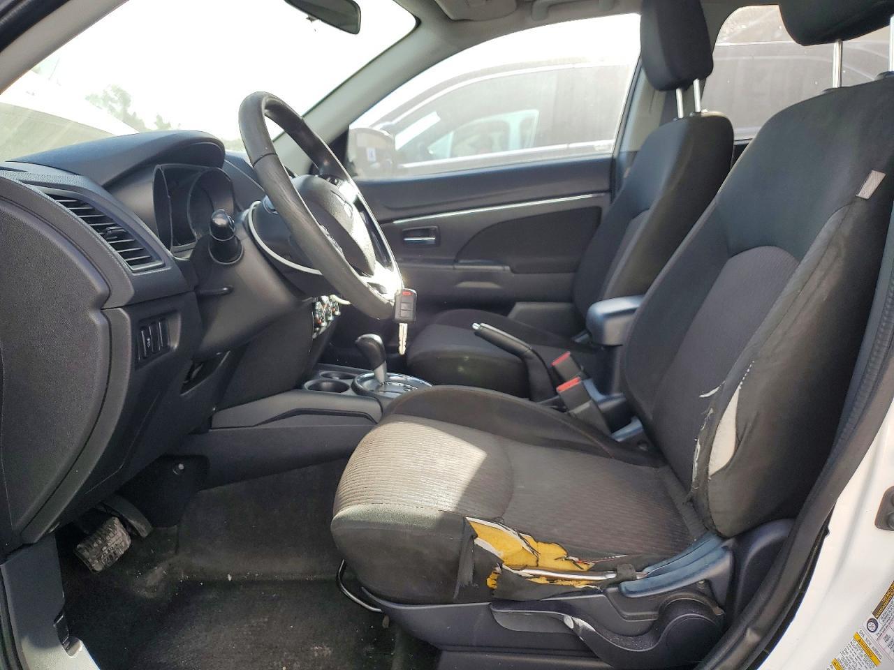 2017 Mitsubishi Outlander Sport Es - Image 7