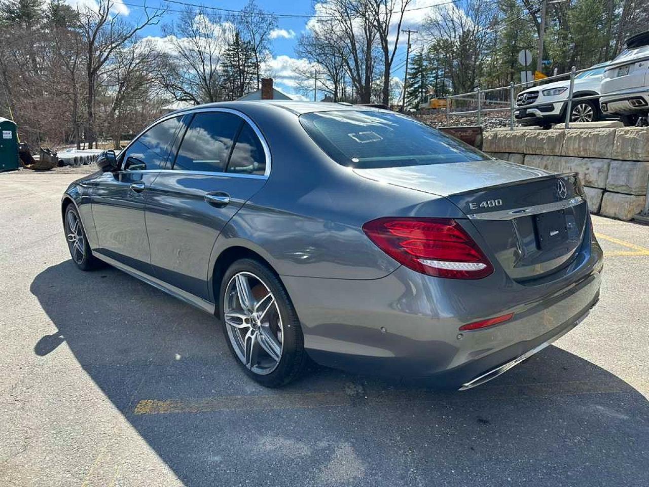 2018 Mercedes-Benz E 400 4Matic - Фото 2