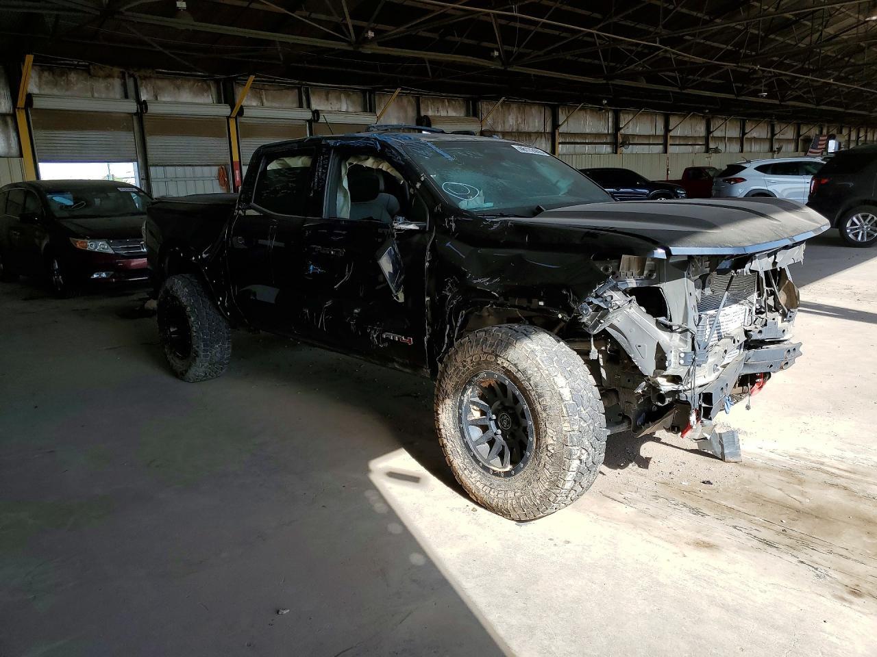 2024 GMC Canyon - Image 4