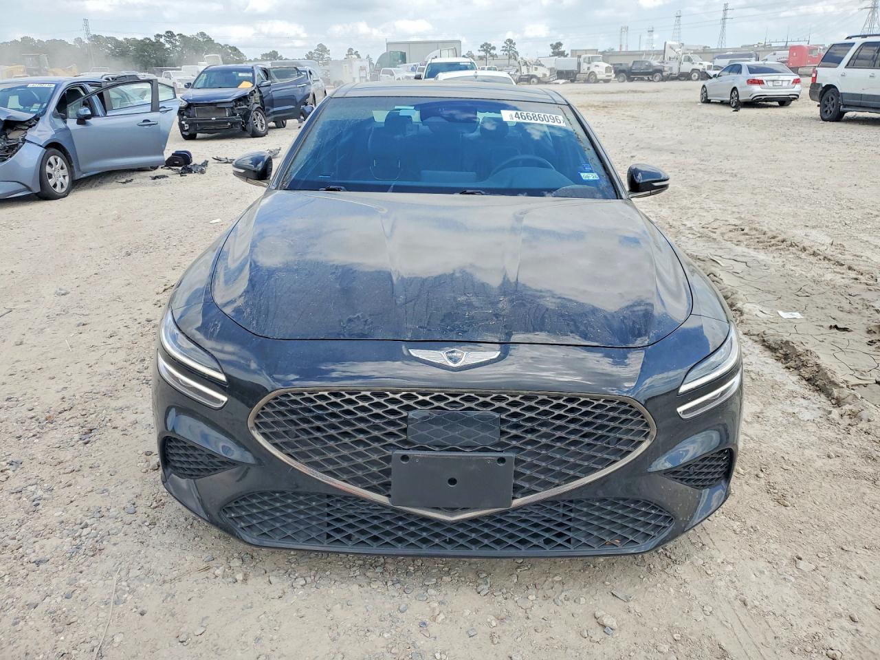 2023 Genesis G70 2.0T - Image 5