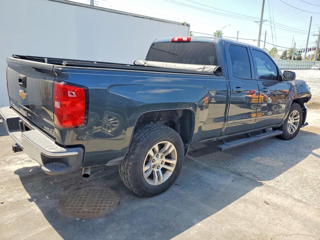 2018 Chevrolet Silverado C1500 Lt - Image 3