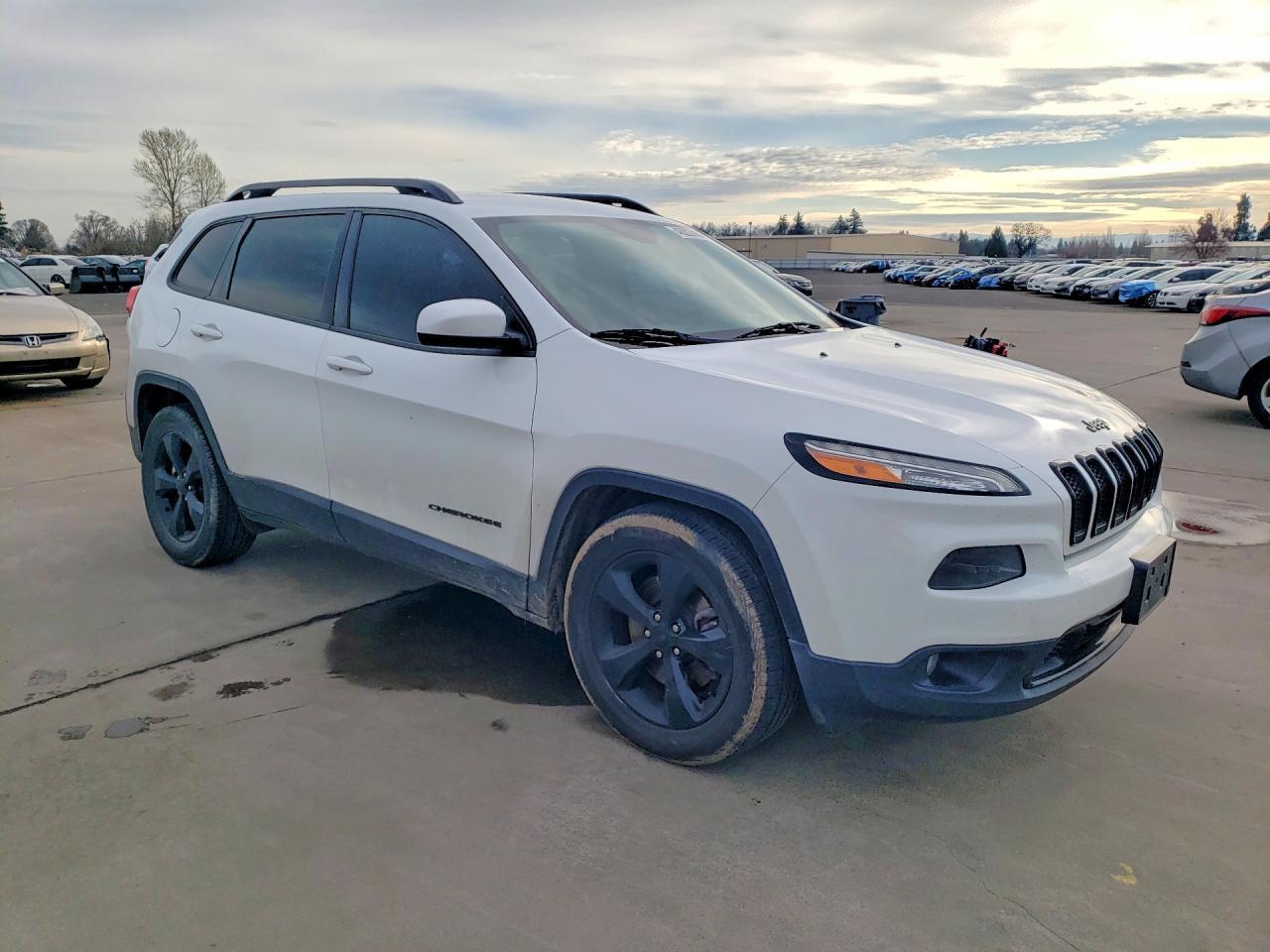 2016 Jeep Cherokee Latitude - Фото 4