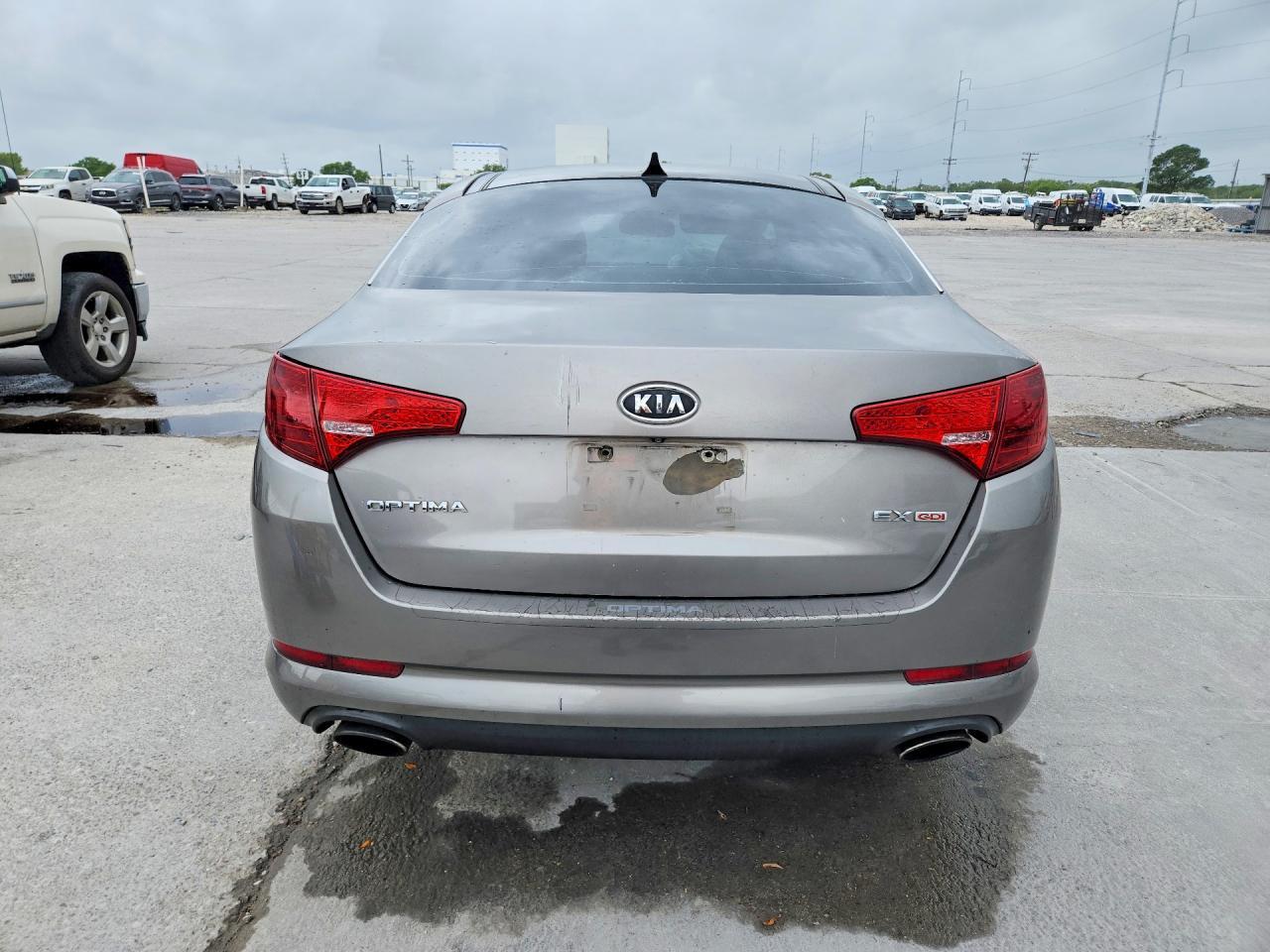 2012 Kia Optima Ex - Image 6