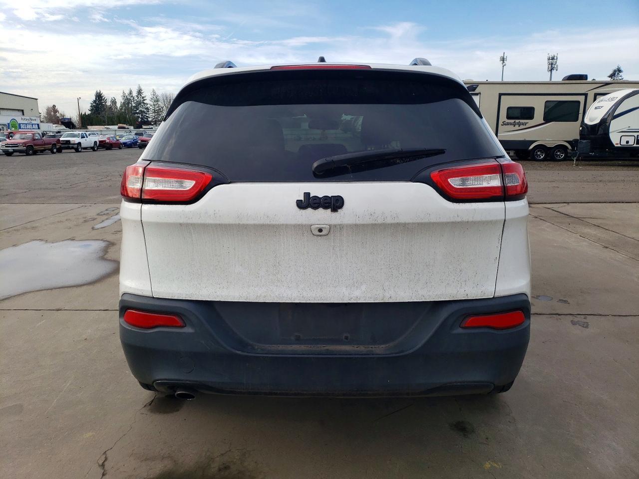 2016 Jeep Cherokee Latitude - Фото 6