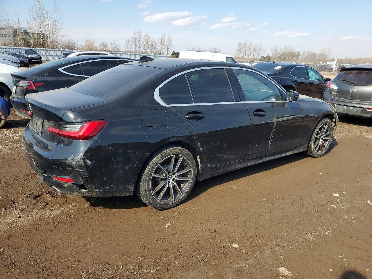 2019 BMW 330I xDrive 4Dr Awd - Фото 3