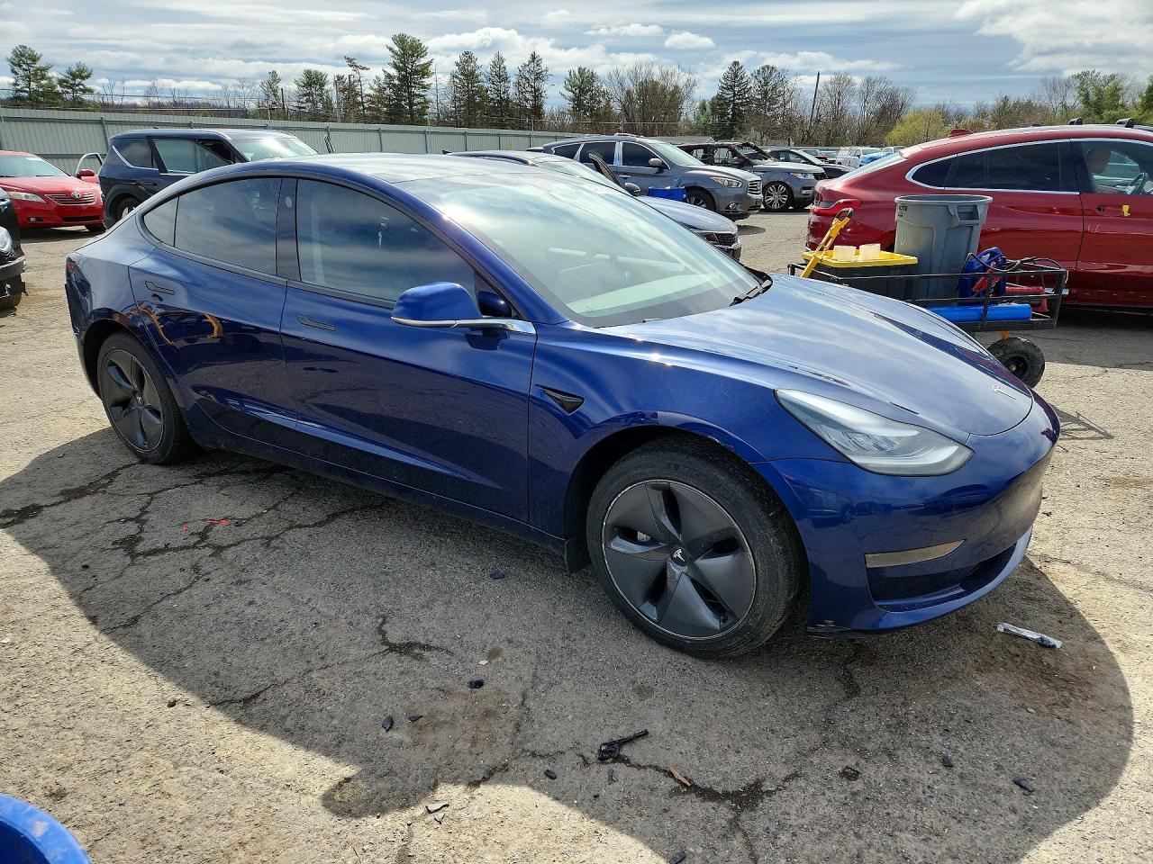 2020 Tesla Model 3 - Фото 4