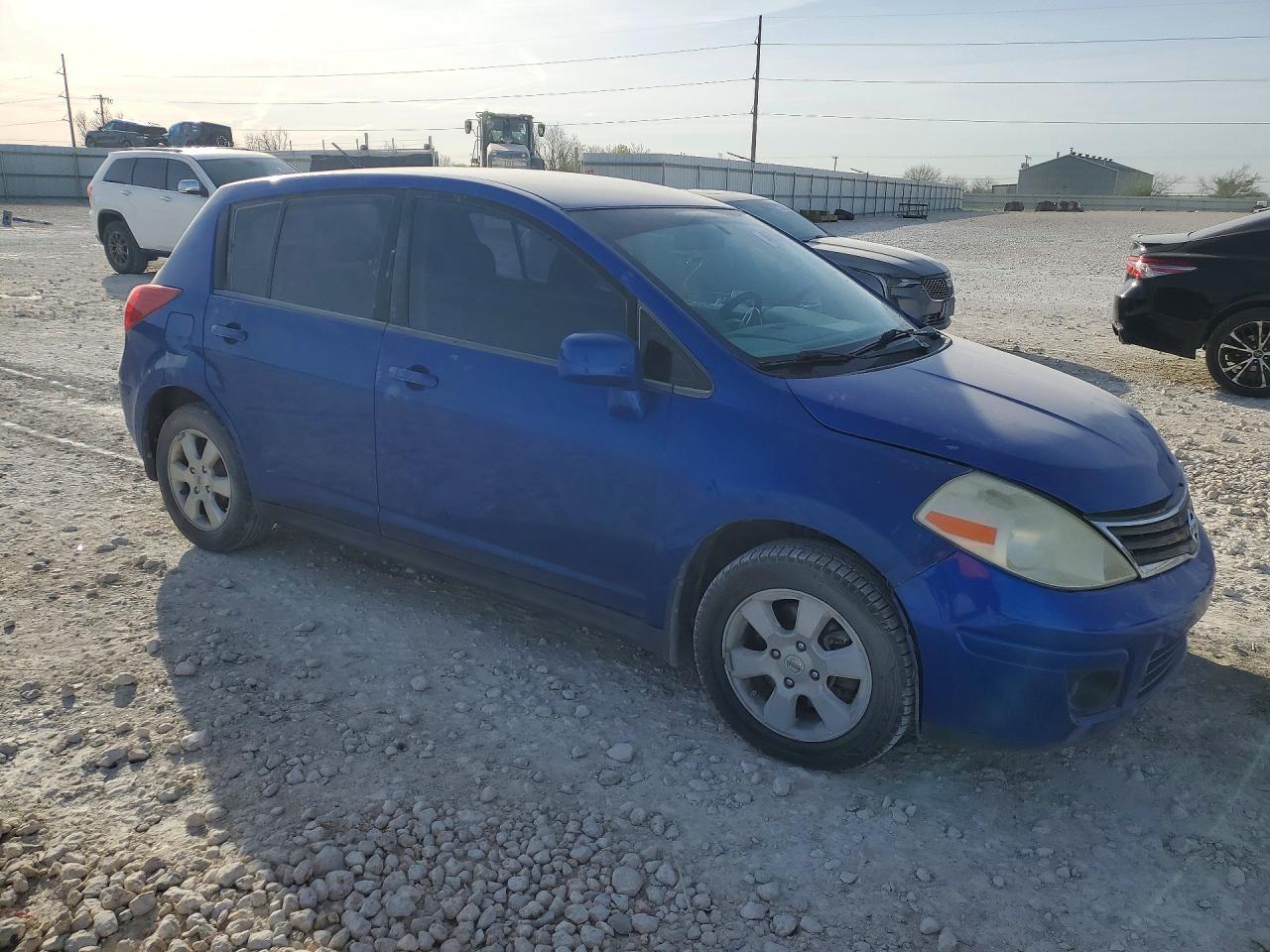 2009 Nissan Versa 1.8 S - Фото 4