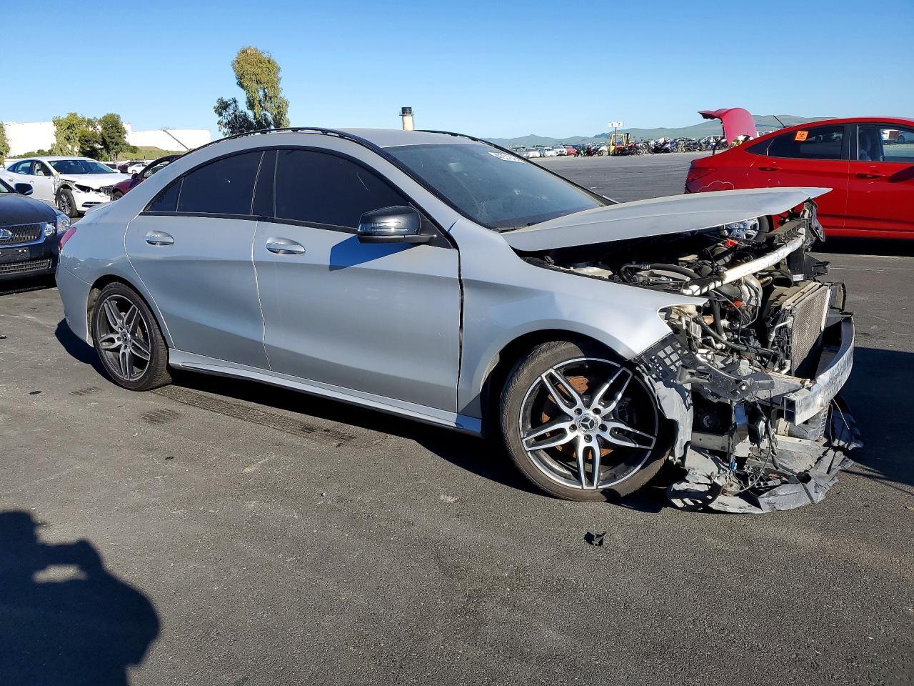 2019 Mercedes-Benz Cla 250 - Фото 4