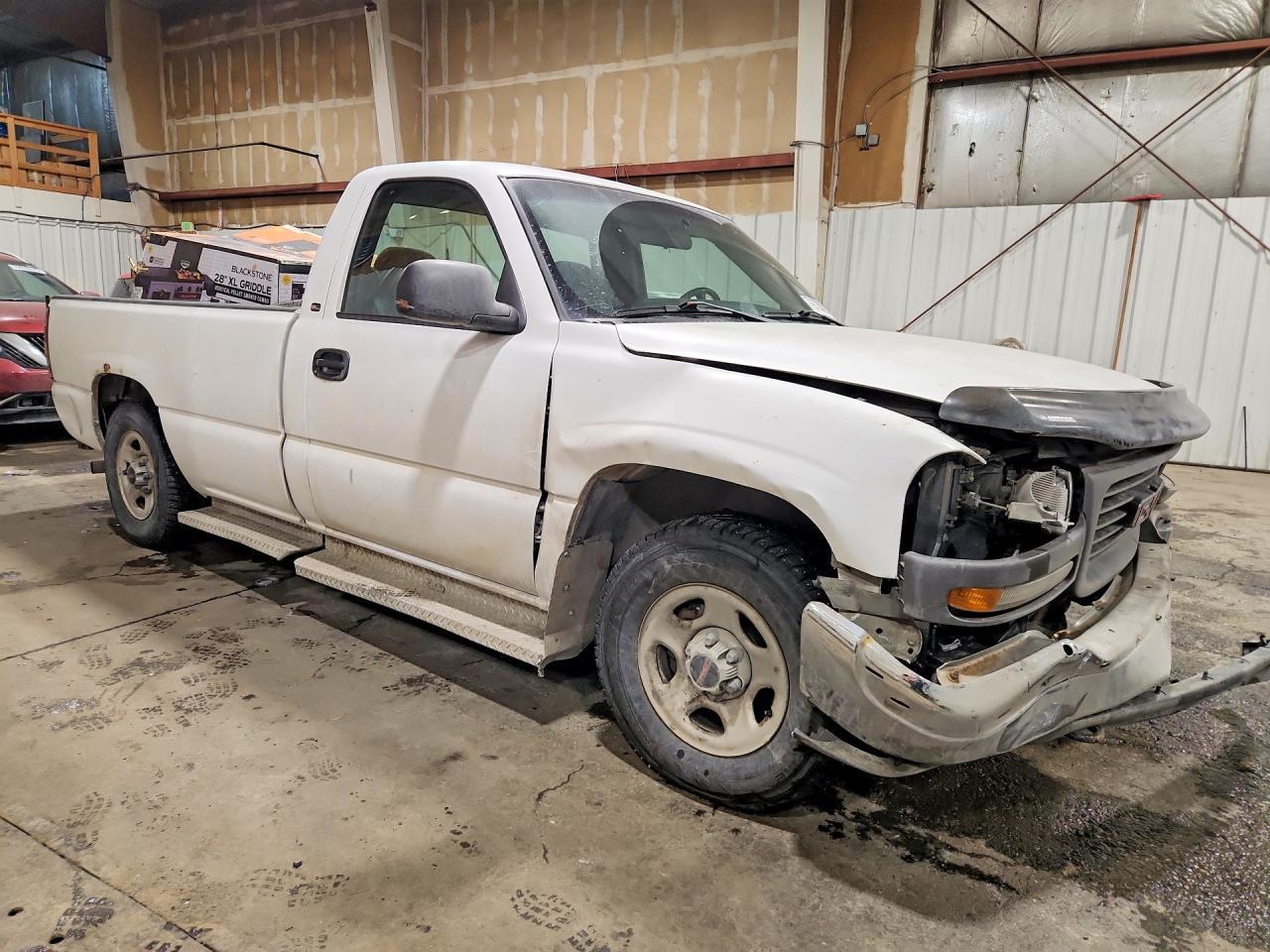 2001 GMC New Sierra C1500 - Image 4