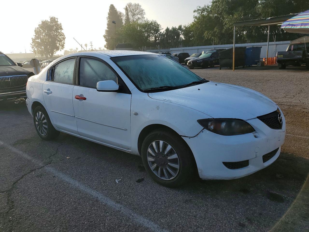 2004 Mazda 3 I - Фото 4