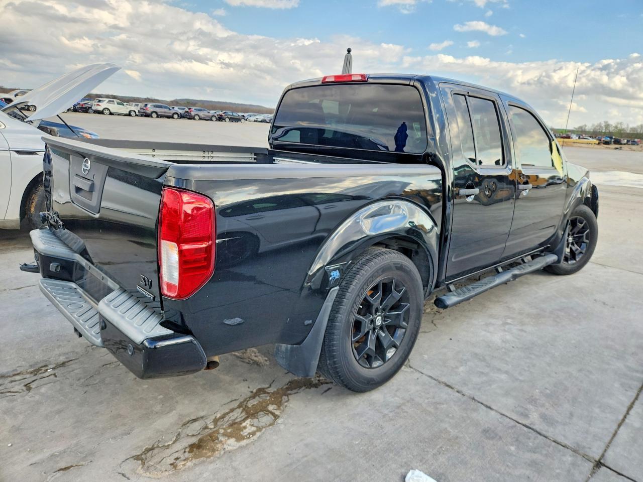 2018 Nissan Frontier Sv - Image 3