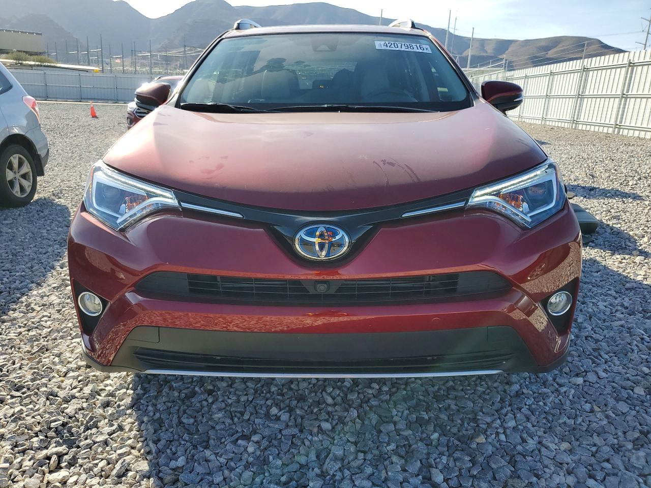 2018 Toyota Rav4 Hybrid Limited - Image 5