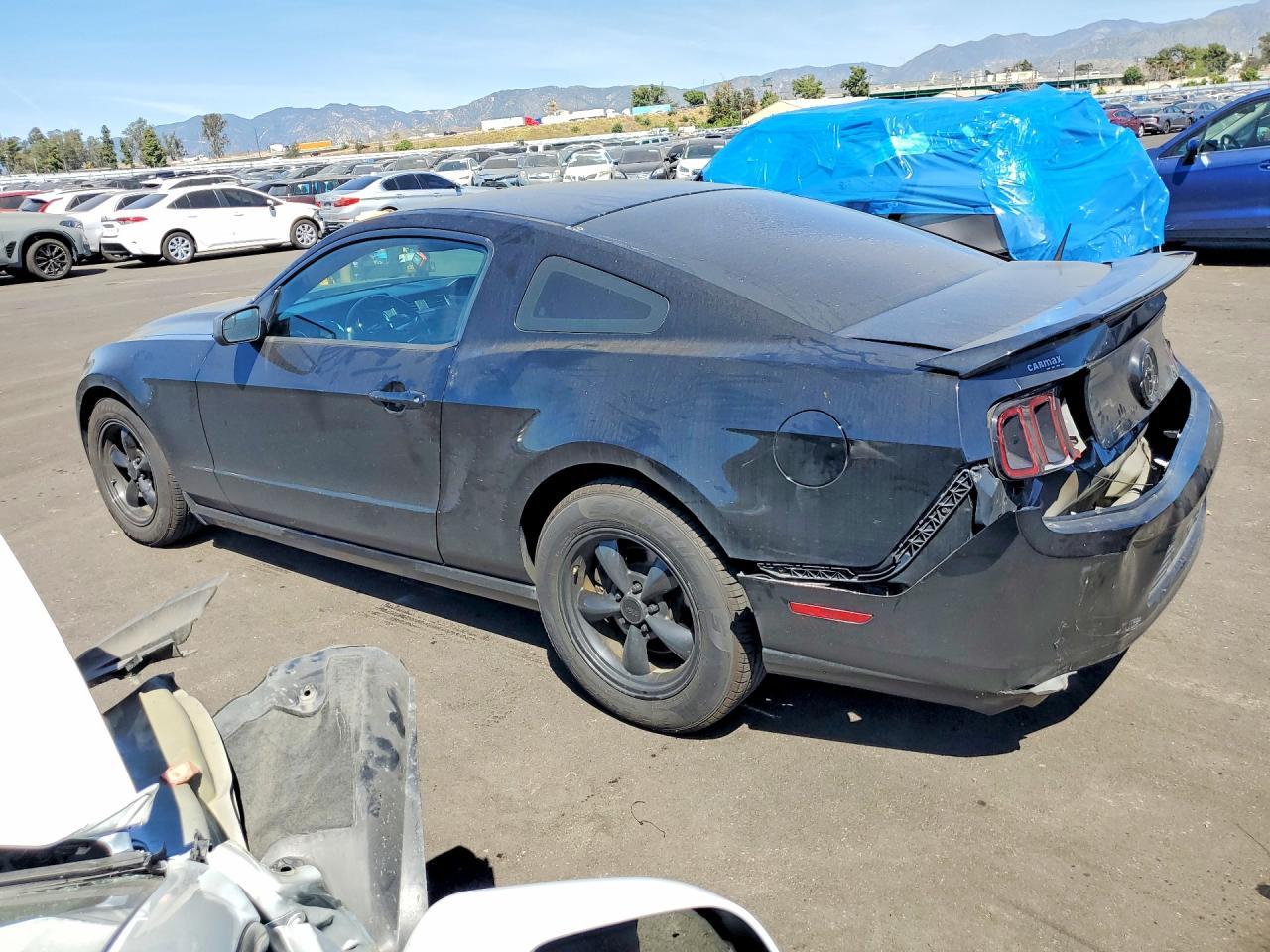 2014 Ford Mustang - Image 2