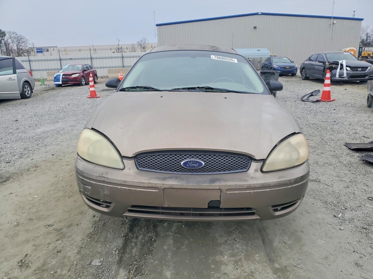 2007 Ford Taurus Se - Image 5