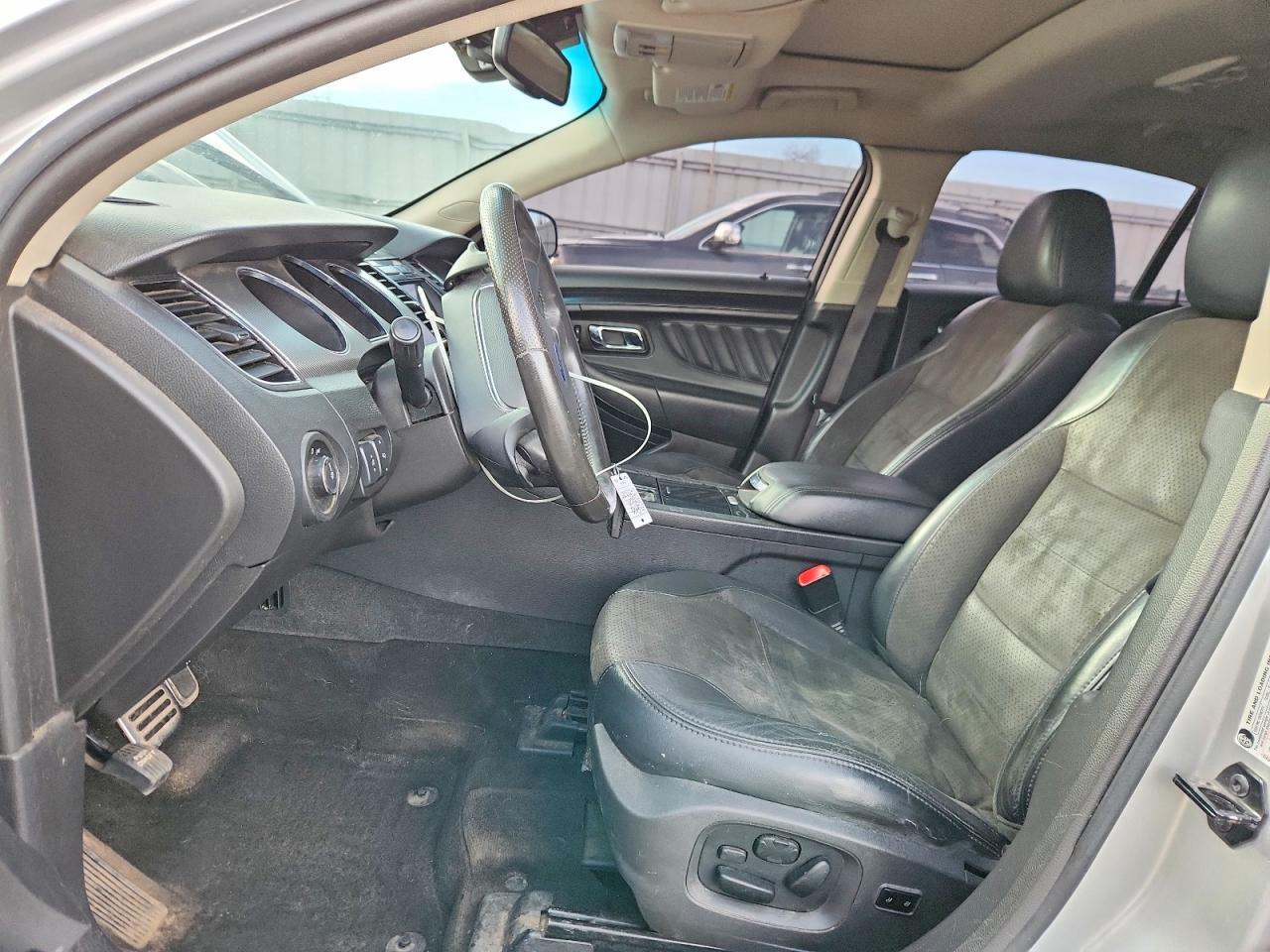 2012 Ford Taurus Sho - Image 7