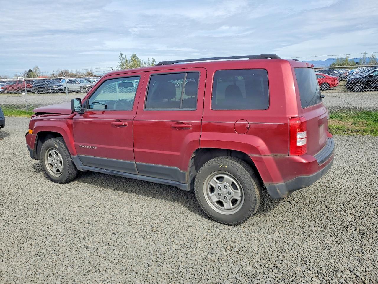2016 Jeep Patriot Sport - Фото 2