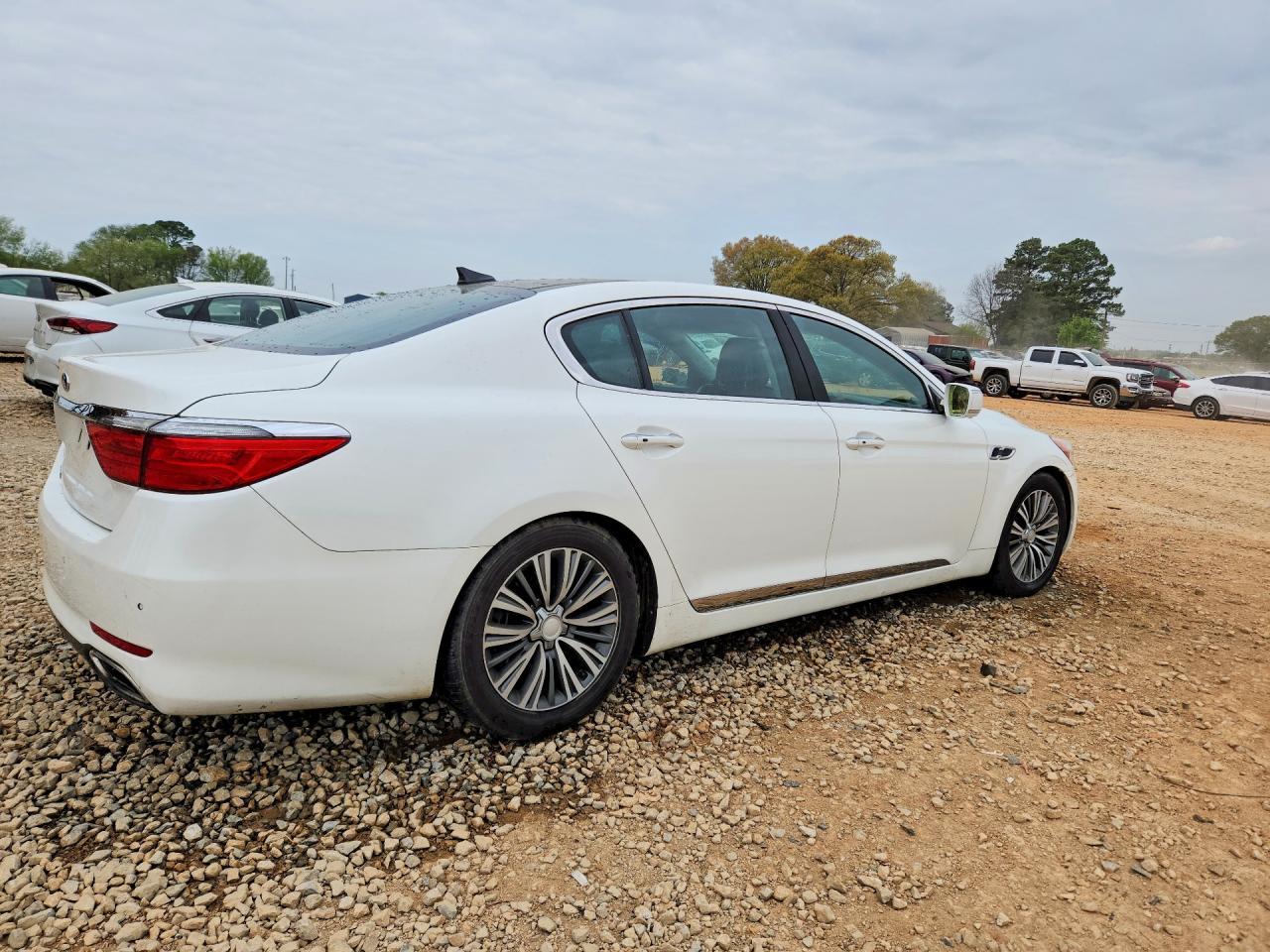 2016 Kia K900 Luxury V6 - Image 3