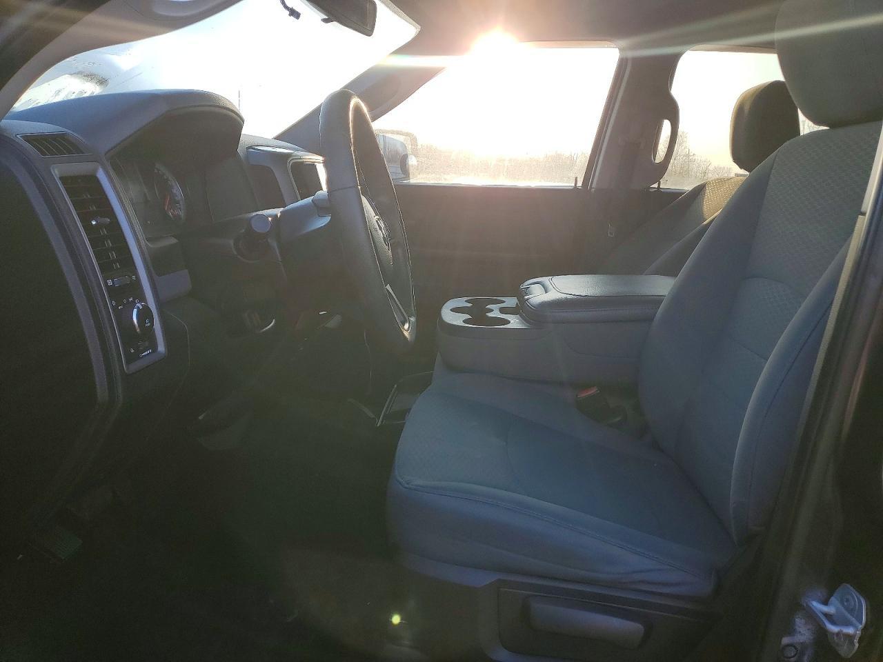 2015 Ram 1500 St - Image 7