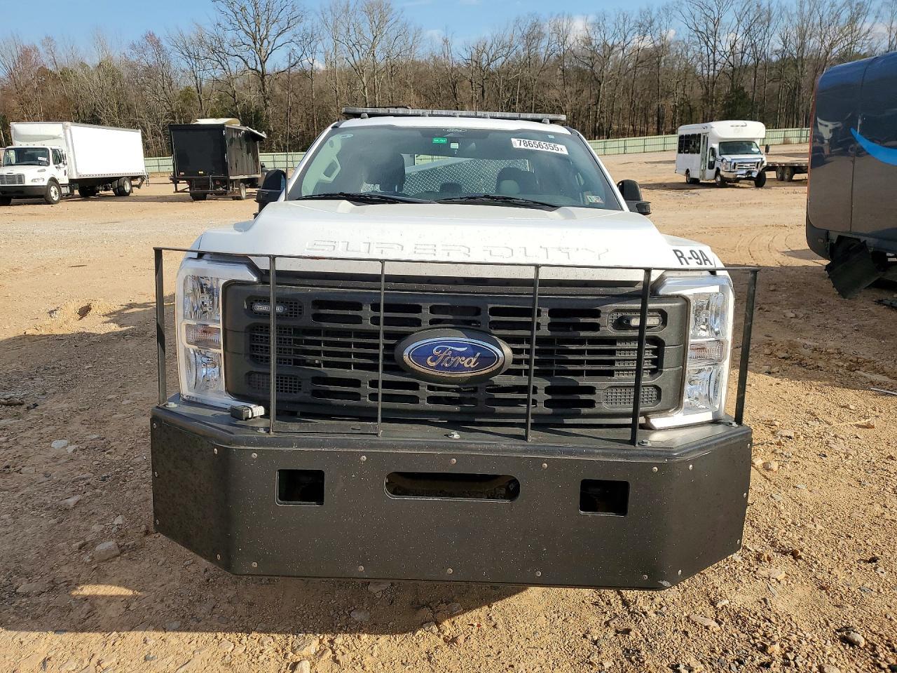 2024 Ford F250 Super Duty - Фото 5