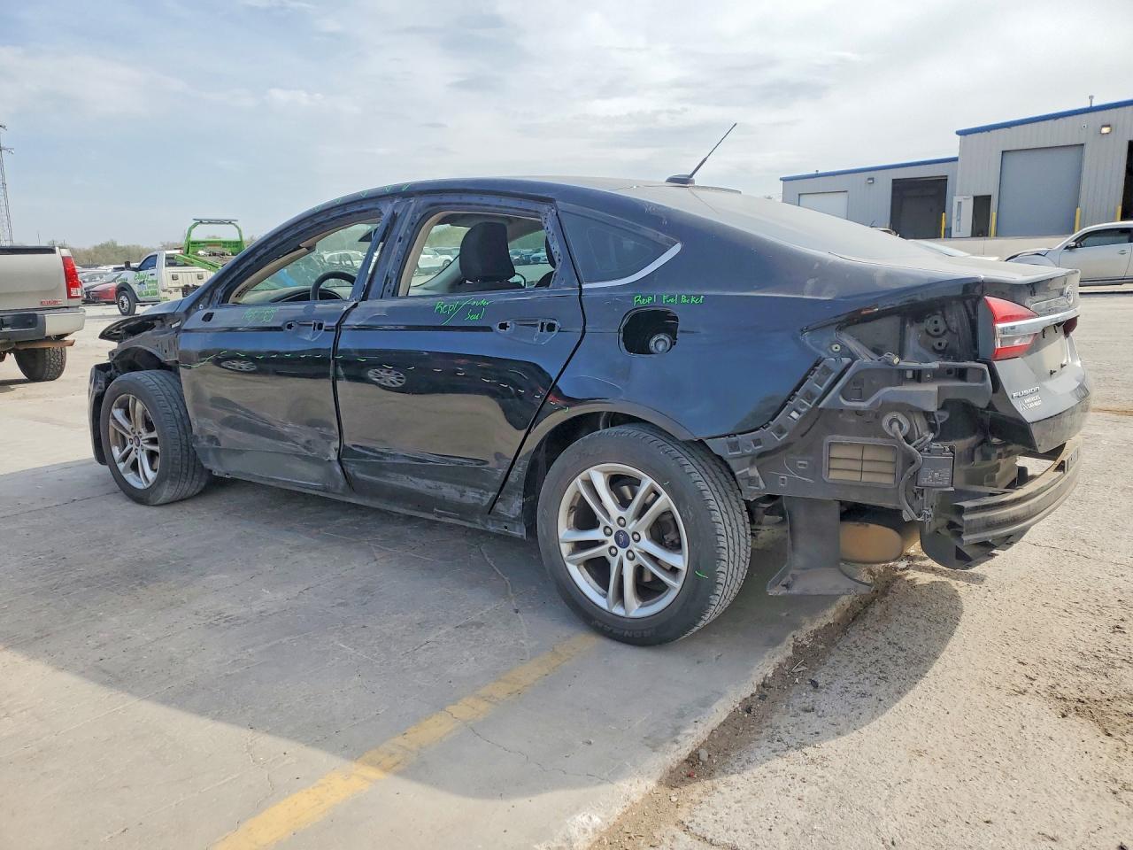 2018 Ford Fusion - Фото 2
