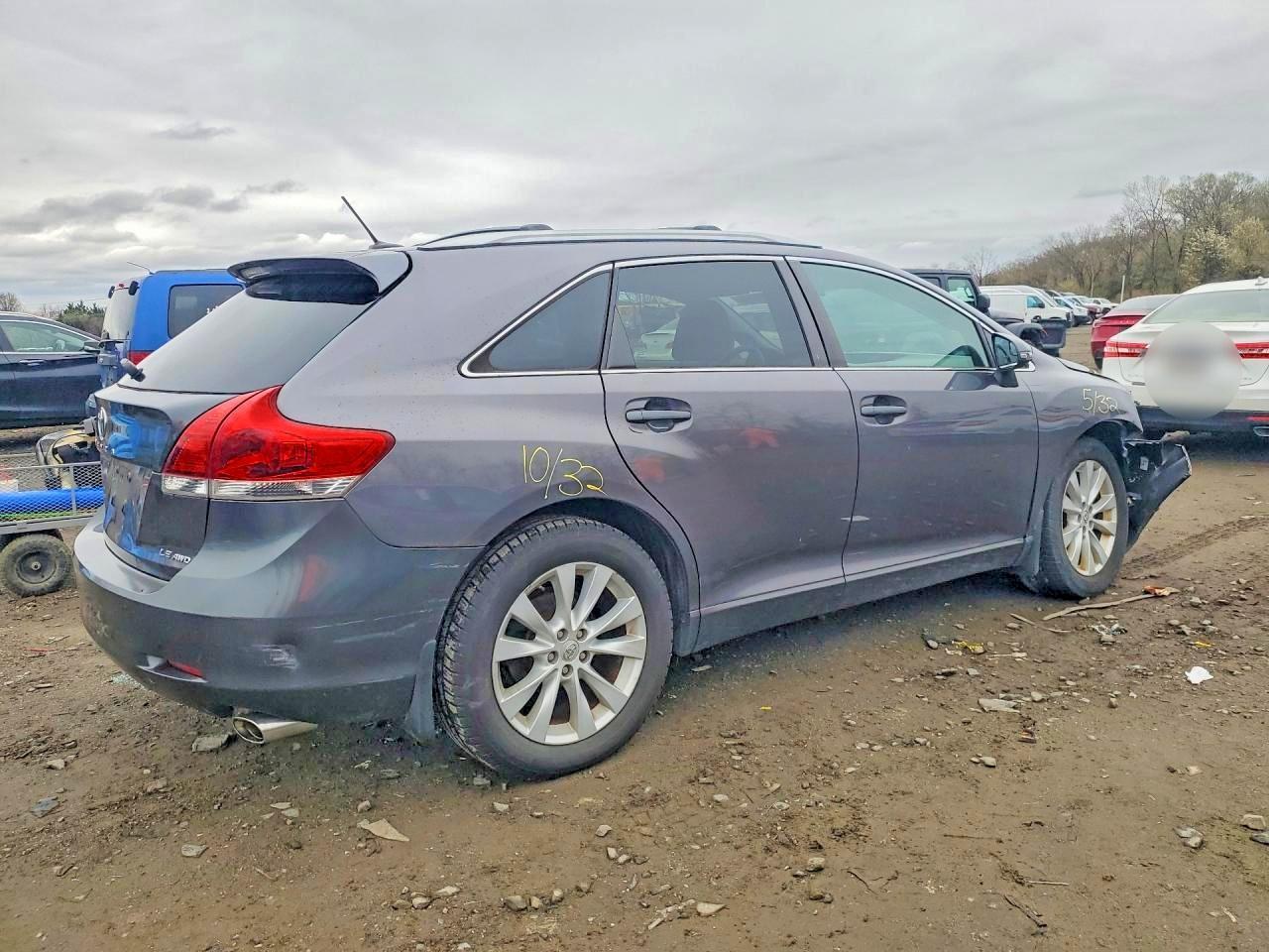 2015 Toyota Venza Le - Фото 3