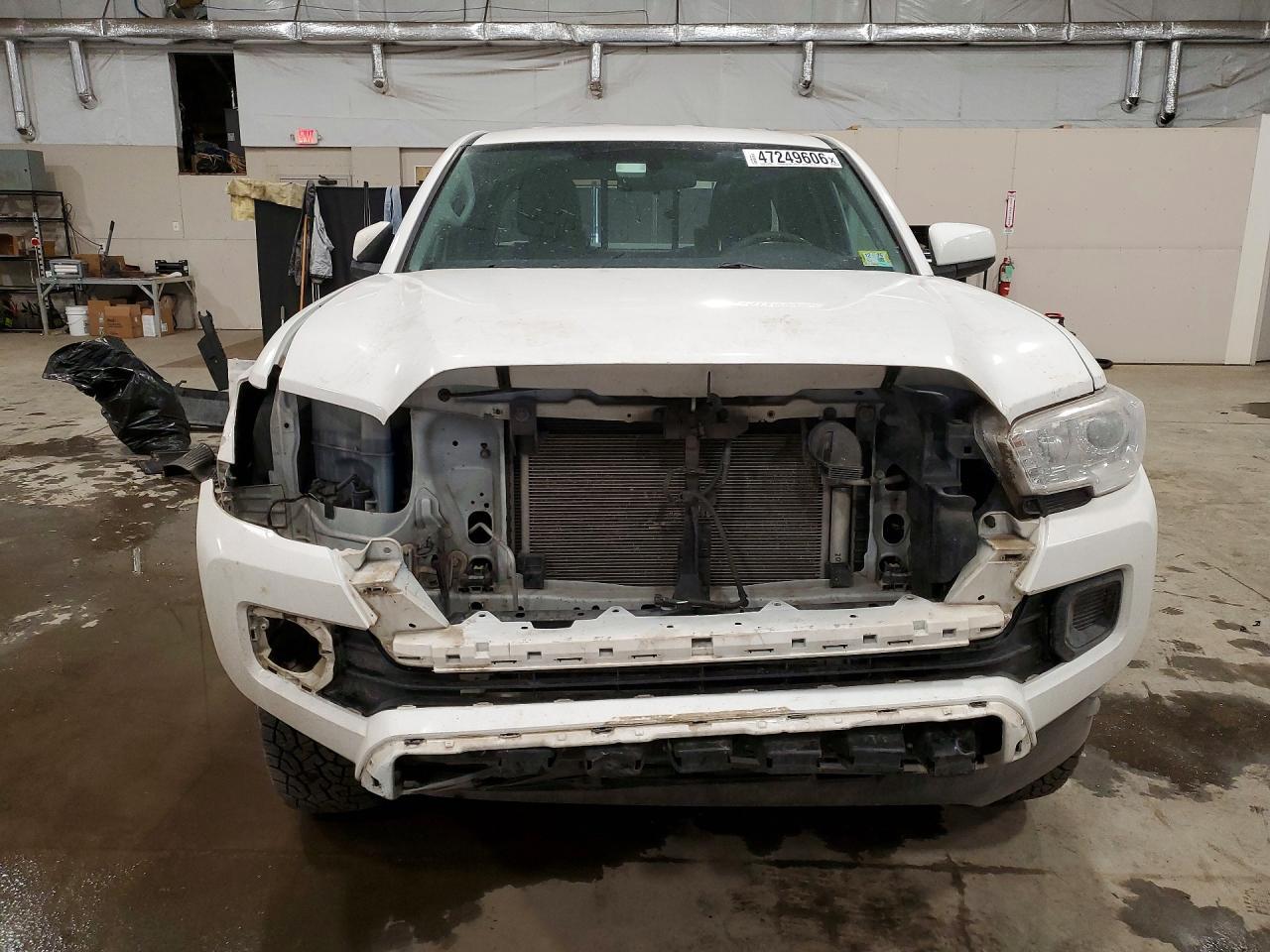 2016 Toyota Tacoma Sr - Image 5