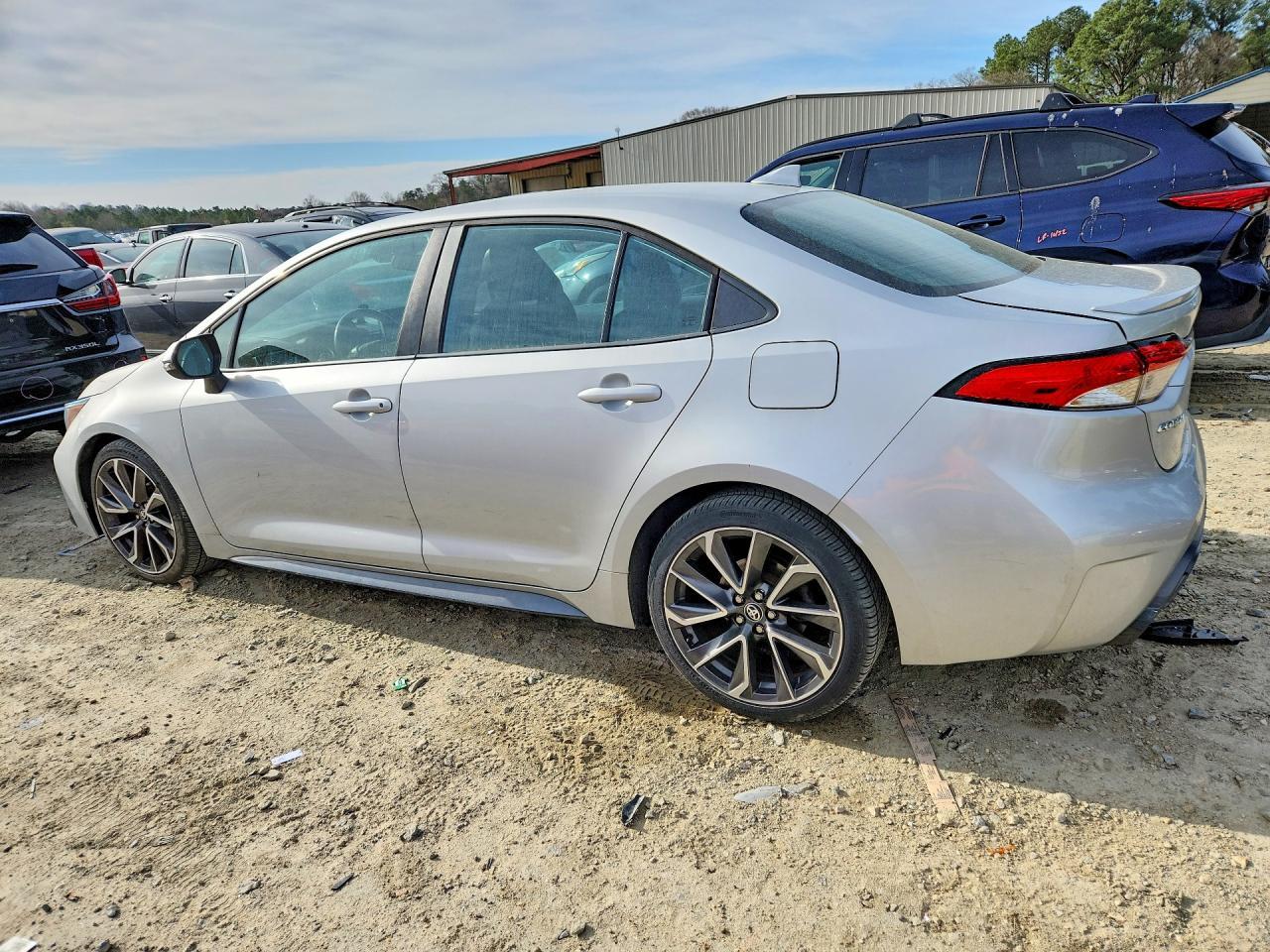 2020 Toyota Corolla Se - Image 2