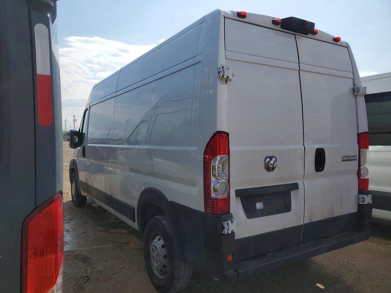 2023 Ram Promaster 2500 Delivery Van - Фото 2