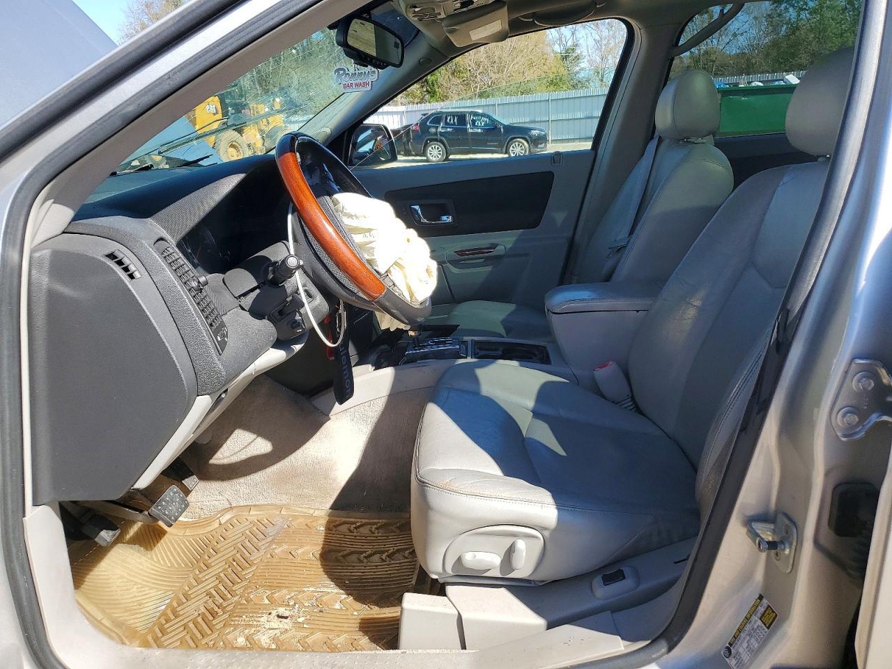 2005 Cadillac Srx - Фото 7