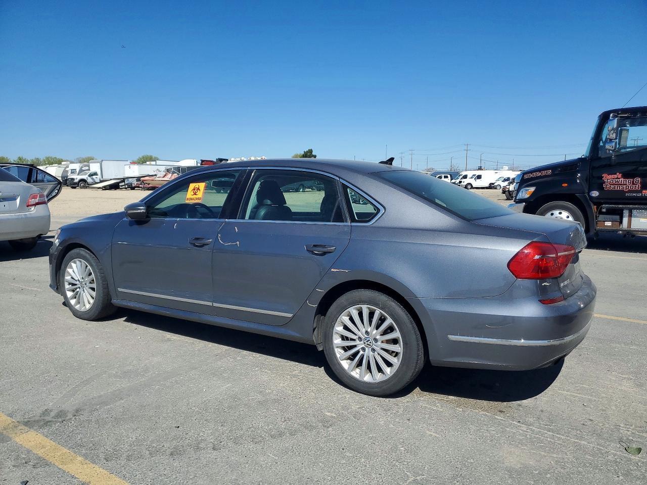 2016 Volkswagen Passat Se - Image 2