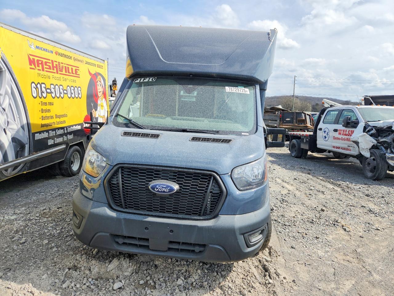 2022 Ford Transit Delivery Truck - Фото 5