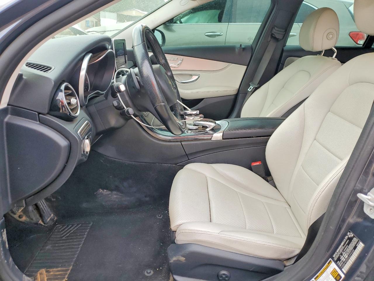2016 Mercedes-Benz C 300 4Matic - Image 7