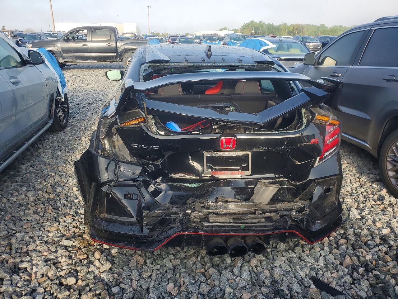 2019 Honda Civic Type-R Touring - Image 6