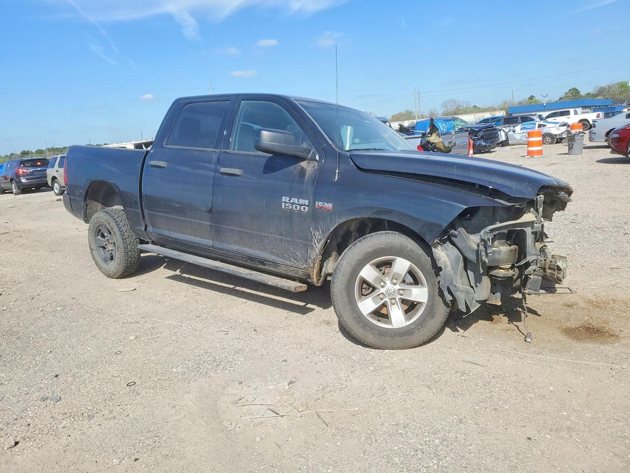 2017 Ram 1500 St - Image 4