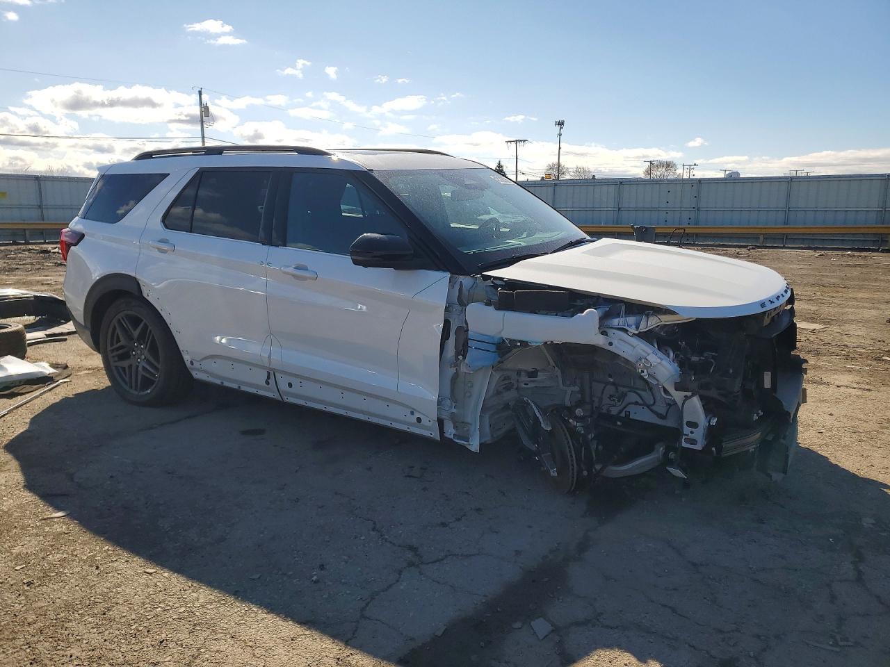 2025 Ford Explorer St - Фото 4