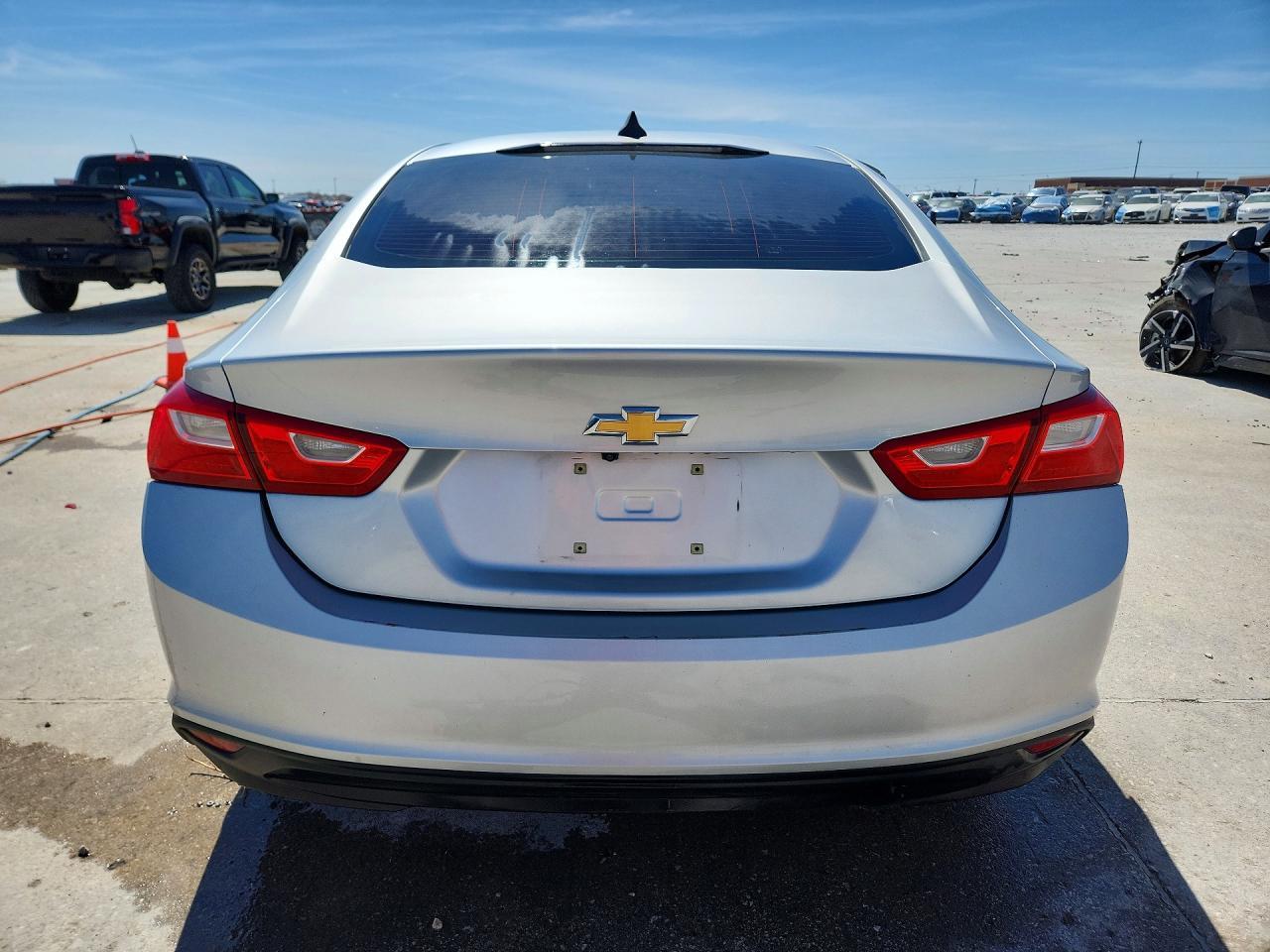 2017 Chevrolet Malibu Ls - Image 6